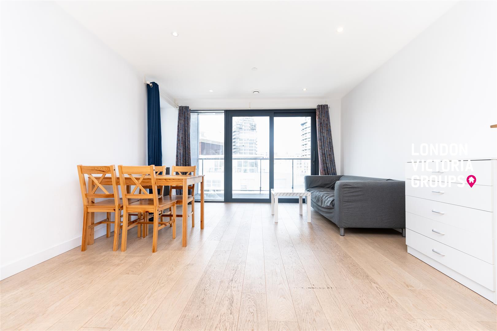 Horizons Tower, 1 Yabsley Street, London
